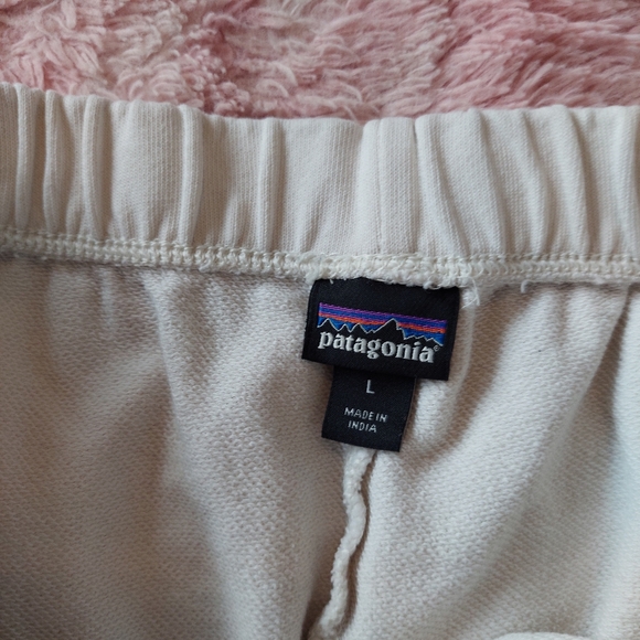 Patagonia Regenerative Organic Cotton Essential Pants Size Large - Picture 6 of 11